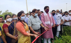 YEIDA CEO inaugurates structure to mark Apparel Park near Jewar airport YEIDA CEO inaugurates structure to mark Apparel Park near Jewar airport