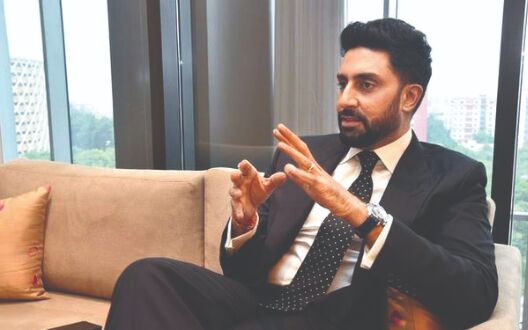 Abhishek undergoes surgery, back to work after freak accident