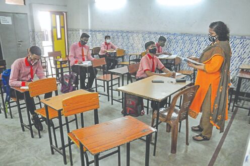 Delhi govt allows schools for classes 9-12, colleges to reopen from September 1