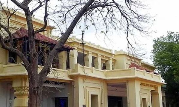 Sit-in in front of central office of Visva Bharati University against expulsion of 3 students