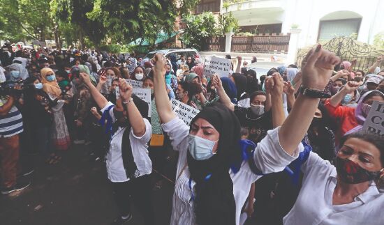 Ensure Covid norms followed by Afghan protesters outside UNHCR: HC to govt Ensure Covid norms followed by Afghan protesters outside UNHCR: HC to govt