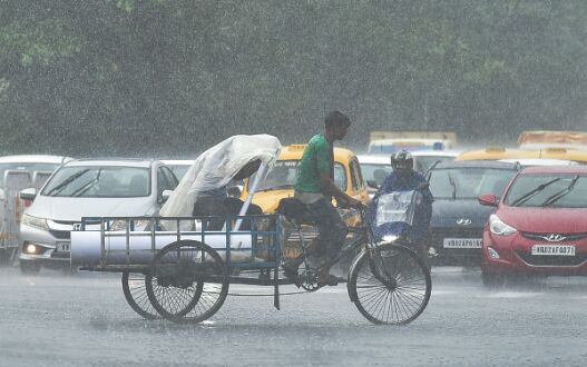 Weatherman predicts heavy downpour across state till Tue
