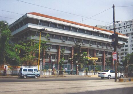 Central library to have section of books on Bengal CMs soon