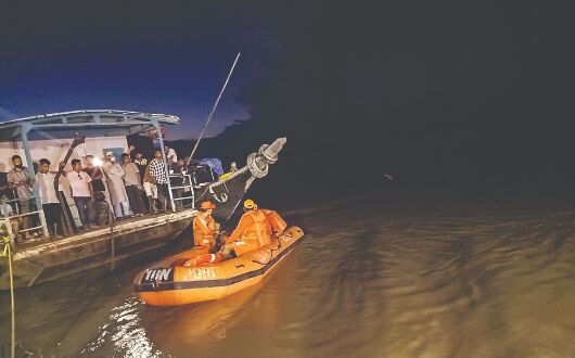 Assam: One dead, 20 missing as boat sinks after hitting ferry steamer Assam: One dead, 20 missing as boat sinks after hitting ferry steamer