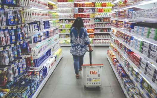 Future-Reliance deal: SC stays Delhi HC proceedings,