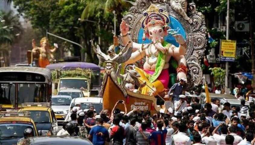 Maha: Ganesh festival begins under COVID-19 cloud for 2nd year; darshan goes online Maha: Ganesh festival begins under COVID-19 cloud for 2nd year; darshan goes online