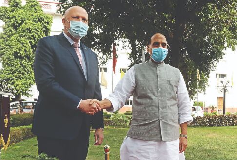 Rajnath holds fruitful talks with Australian defence minister Rajnath holds fruitful talks with Australian defence minister