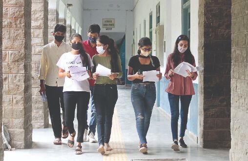 Low turnout on day 1 as DU colleges resume practical lab sessions for final year students