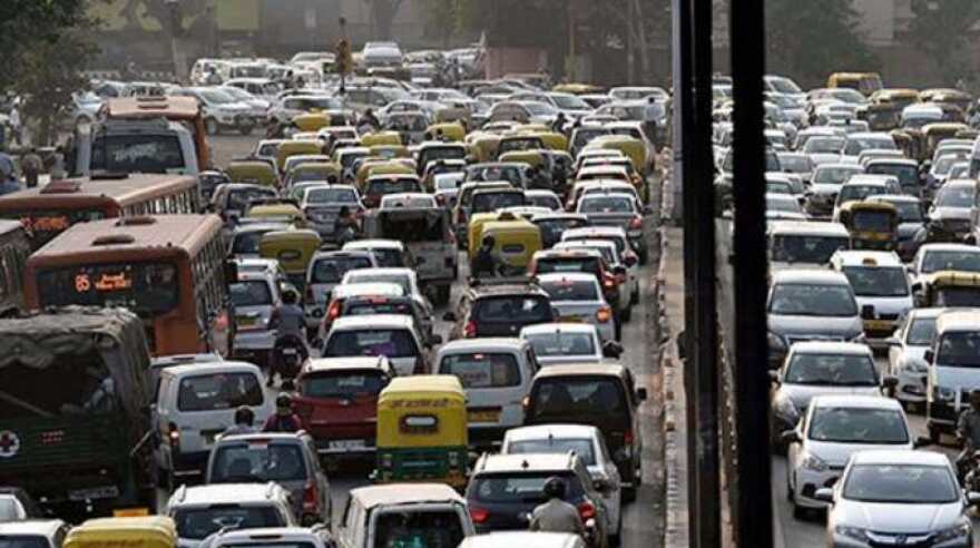Long traffic jams in parts of Delhi amid Akali Dals anti-farm law protest march Long traffic jams in parts of Delhi amid Akali Dals anti-farm law protest march
