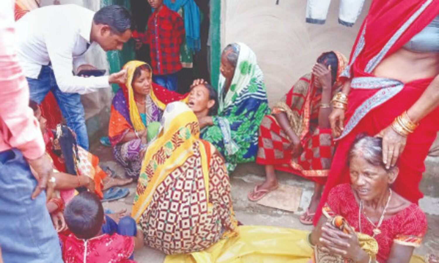 7 girls drown in Jkhand pond during Karma Puja immersion