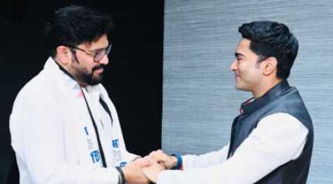 Babul Supriyo joins Team Mamata Babul Supriyo joins Team Mamata