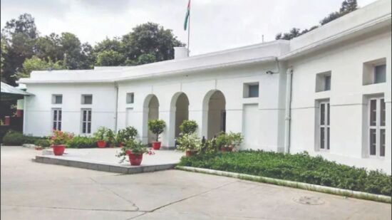 CCA seeks Prime Ministers intervention to shift seven ex-ministers to subordinate bungalows CCA seeks Prime Ministers intervention to shift seven ex-ministers to subordinate bungalows
