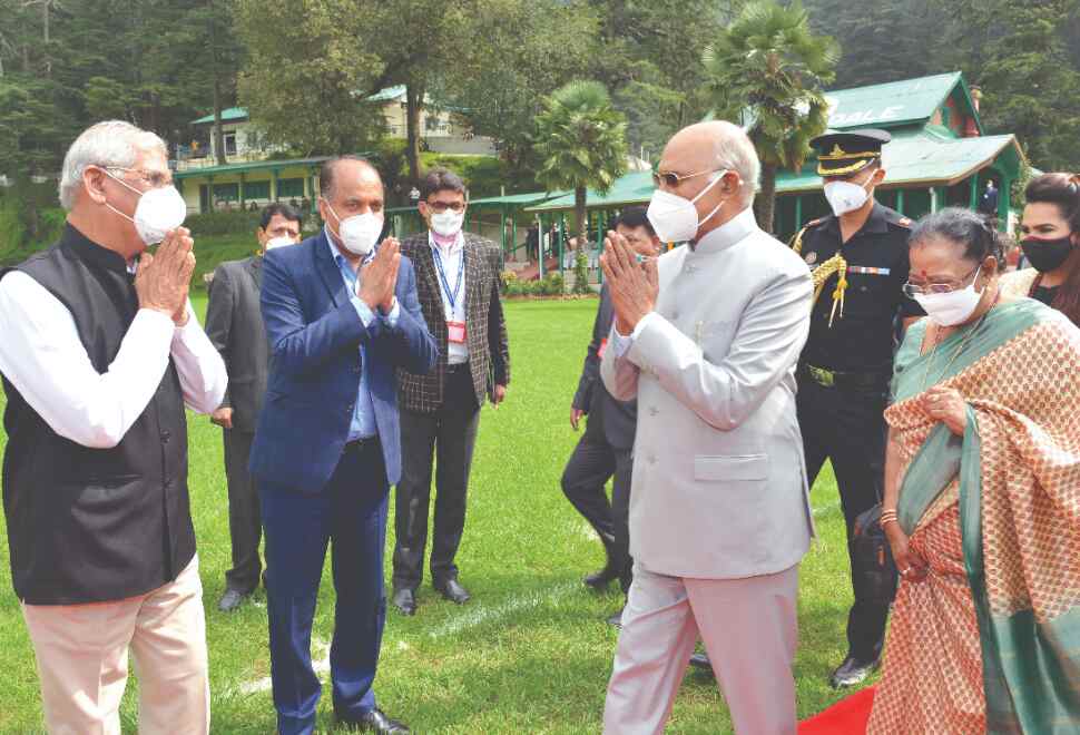 President asks Himachal to find scientific solution for landslides, returns to Delhi President asks Himachal to find scientific solution for landslides, returns to Delhi