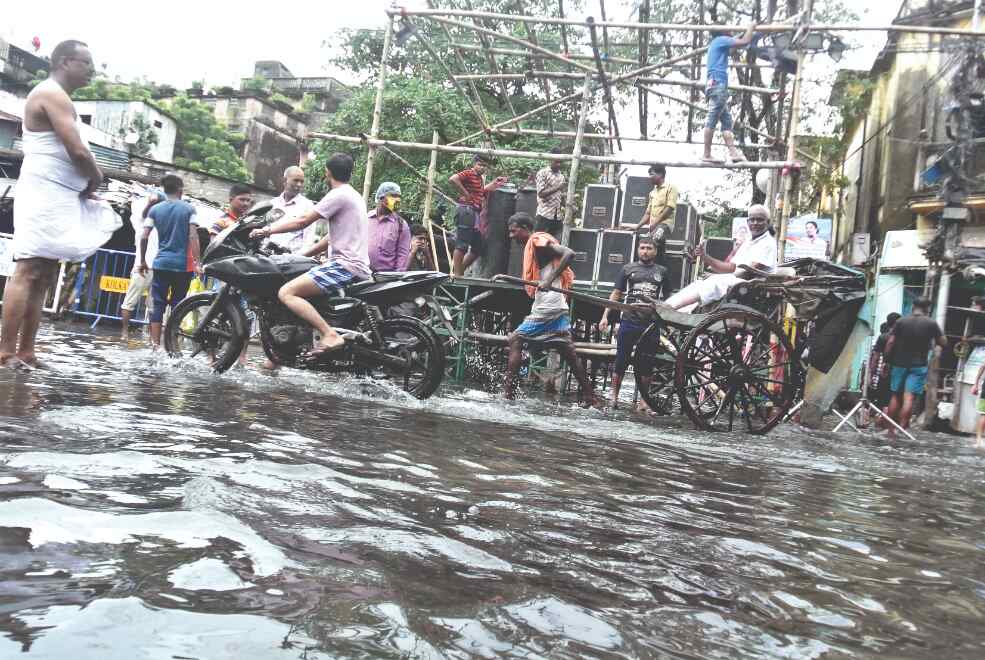 Bypoll: TMC leaders campaign door-to-door even after Mamatas meet gets cancelled