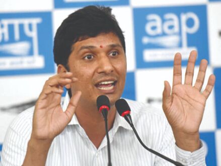 AAP alleges MCDs selling 14 school  properties to pvt buyers, targets BJP