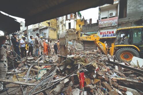 Sabzi Mandi: North MCDs probe gives itself a clean chit in building collapse that killed 2 kids