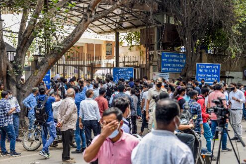 Gunmen dressed as lawyers kill gangster Gogi inside Rohini court, 2 attackers dead in police action