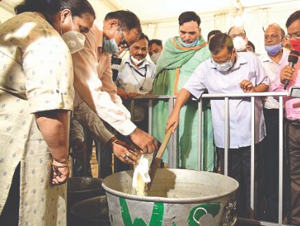 Stubble is no longer a liability: CM as Pusa spray production kicks off Stubble is no longer a liability: CM as Pusa spray production kicks off