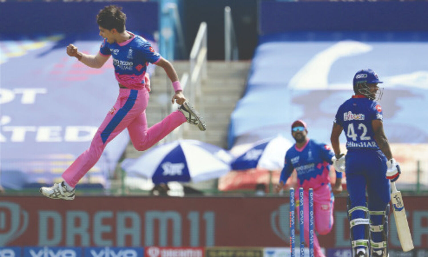 Bowlers script Delhis 33-run win over Rajasthan Royals