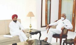 Pb CM meets Guv, 15 Mins likely to take oath today