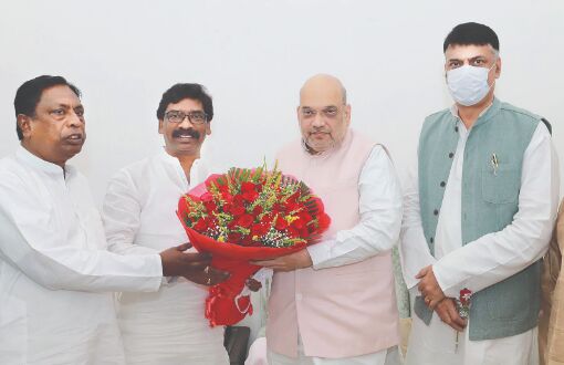 All-party delegation led by Soren meets Shah, demands caste census