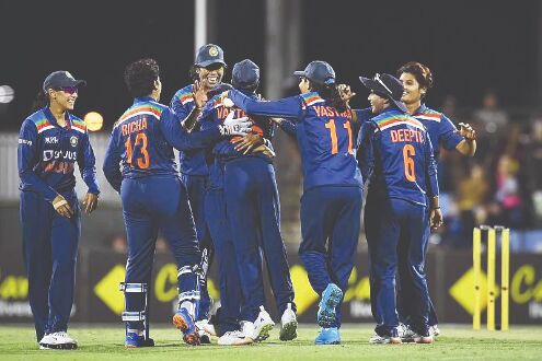 Womens ODI: India beat Australia by 2 wickets in teams record chase