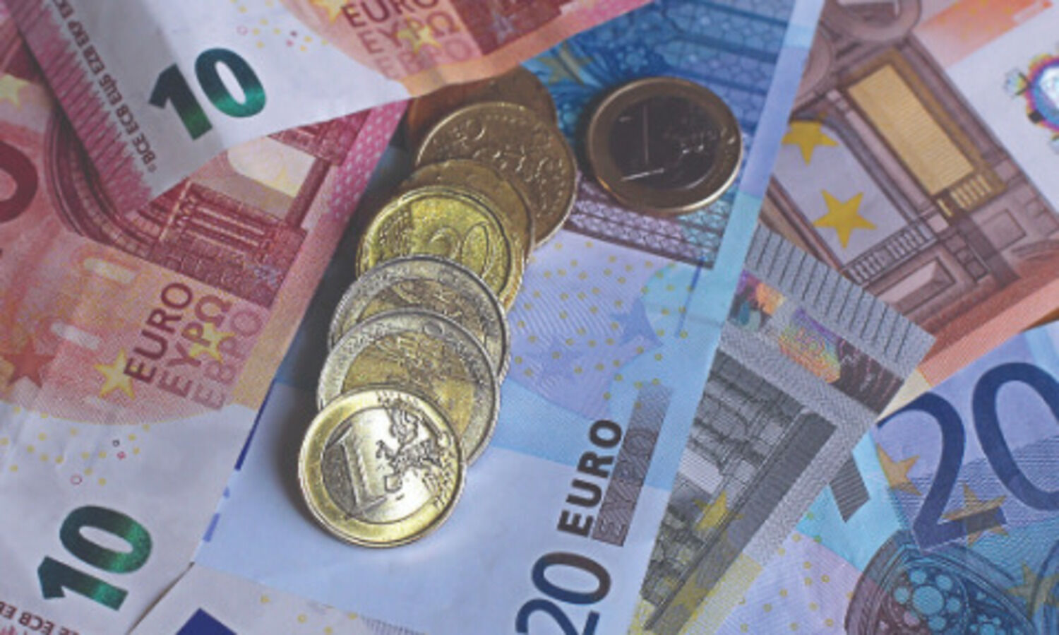 EU adopts €5 bn Brexit reserve to help bizs