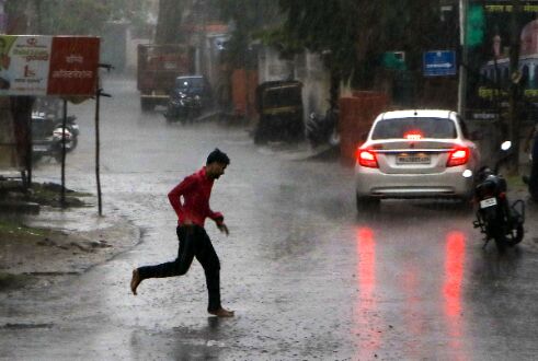 13 dead in rain fury in Maharashtra 13 dead in rain fury in Maharashtra
