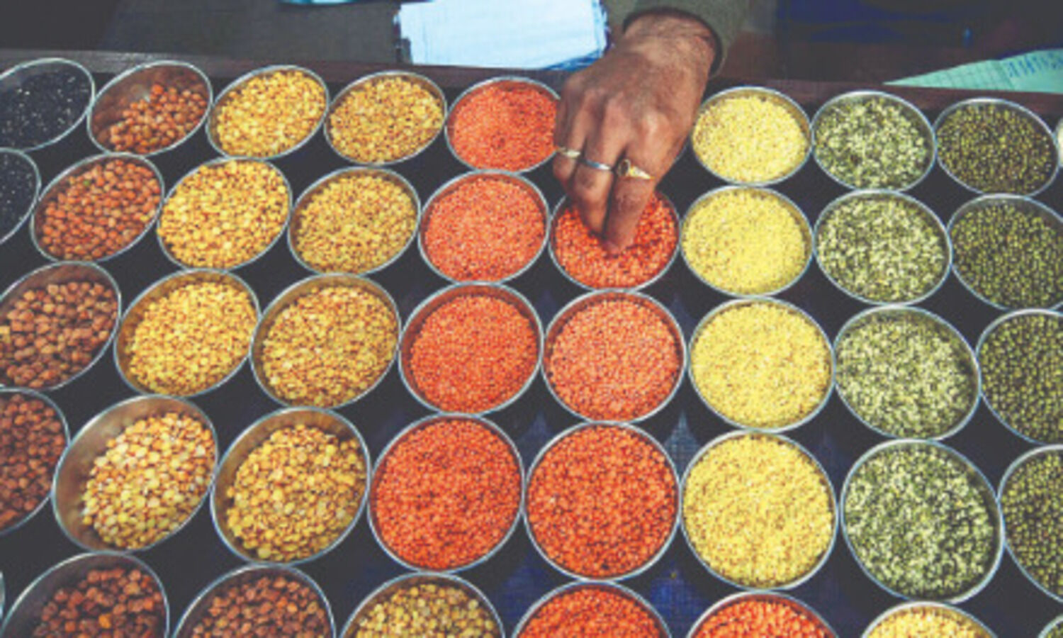 Stockists declare 30.97L tonne pulses stock on govt portal