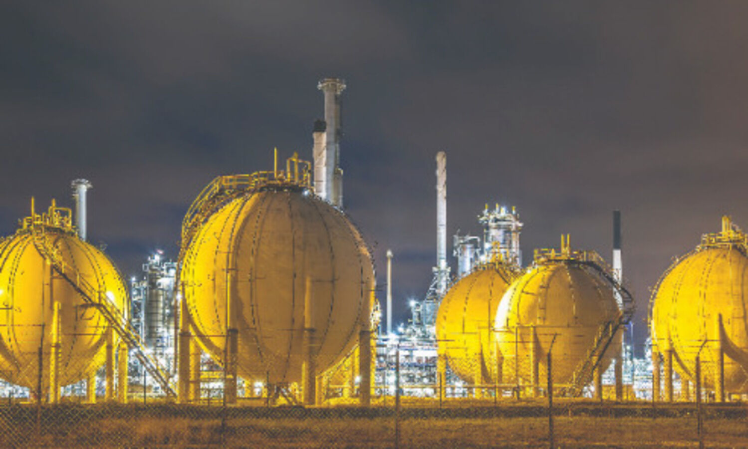 Govt hikes natural gas price by 62%; CNG rates may go up