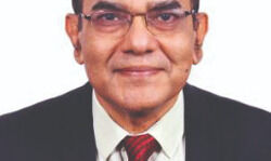 B C Patnaik takes charge as LIC MD