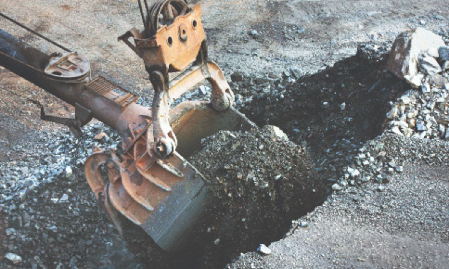 Coal Min mulls scheme   to allow coal block owners   to surrender mines