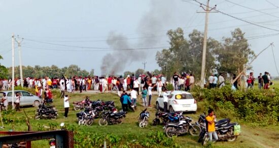 Lakimpur Kheri: Authorities agree to demand of second post-mortem of farmer; last rites of three others performed Lakimpur Kheri: Authorities agree to demand of second post-mortem of farmer; last rites of three others performed