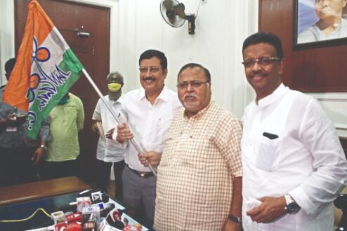 Sabyasachi Dutta returns to TMC from BJP Sabyasachi Dutta returns to TMC from BJP