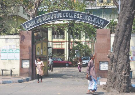 Admission portal shut, several colleges stare at empty seats Admission portal shut, several colleges stare at empty seats