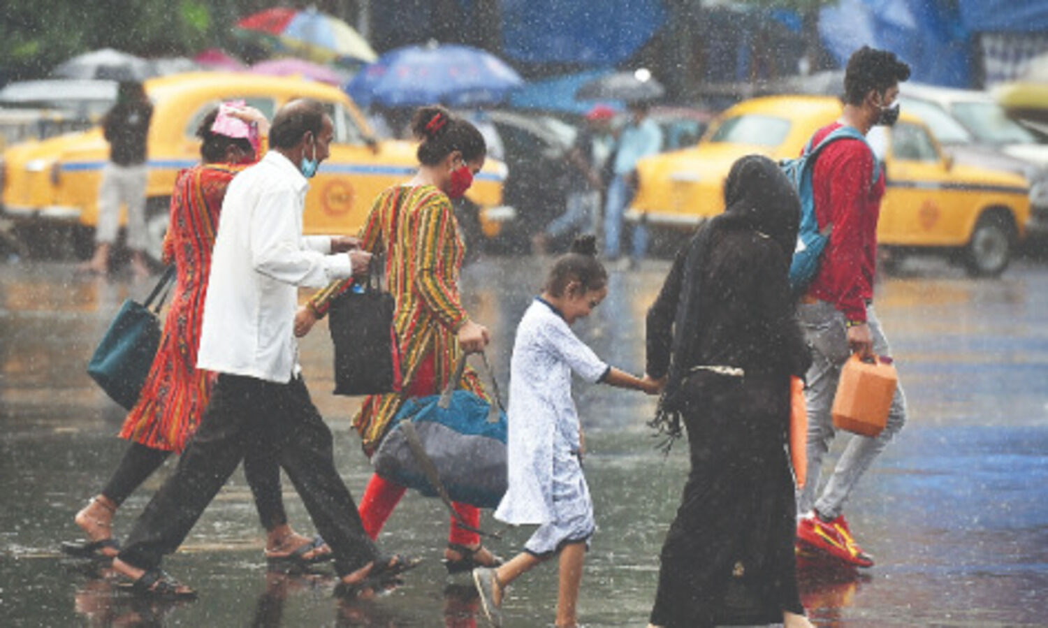 South Bengal dists may get rains between Ashtami & Dashami