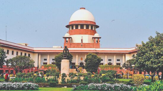 Gravity of offence be looked into by court while granting bail: SC Gravity of offence be looked into by court while granting bail: SC