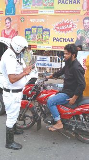 Last year, more than 2L prosecuted for not wearing helmet: Report