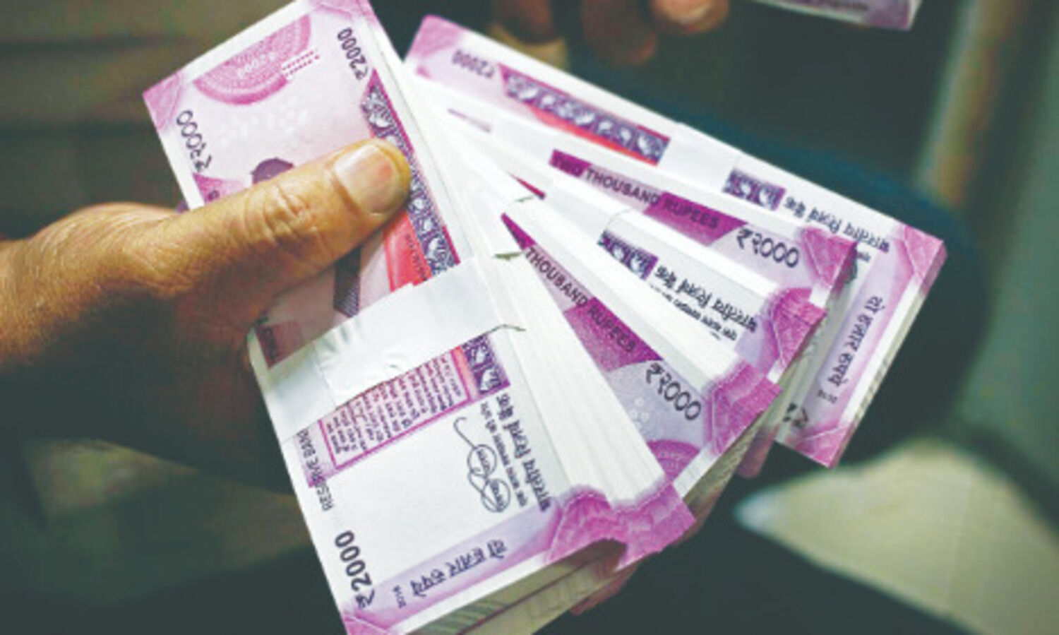 Revenue deficit grant: FinMin releases `9,871 crore to 17 states