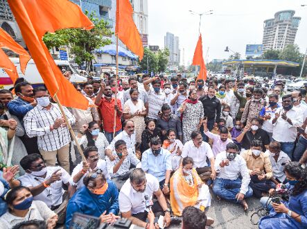 Maha bandh: Road transport services affected, shops closed in many cities
