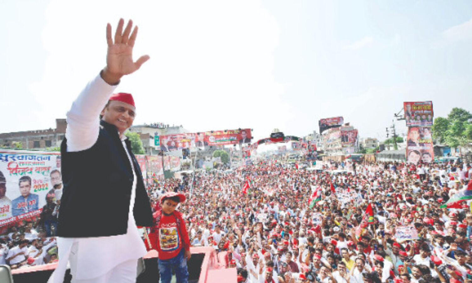 Mission 2022: Akhilesh launches rath yatra from Kanpur, says BJP crushed farmers