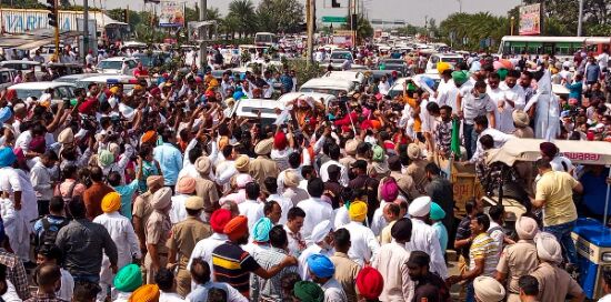 People from outside Uttar Pradesh start arriving at Lakhimpur for antim ardas of farmers