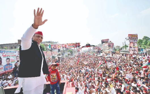 Mission 2022: Akhilesh launches rath yatra from Kanpur, says BJP crushed farmers