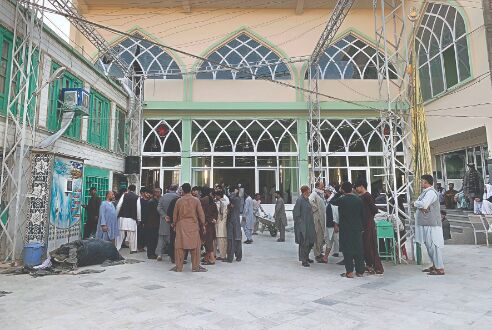 Suicide attack on Shiite mosque in southern Afghanistan kills 32