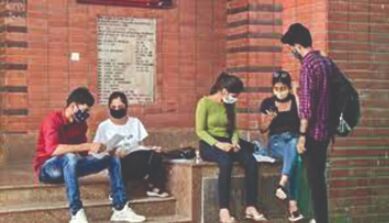 DU at 3rd cut-off: LSR, Hindu still at 99%