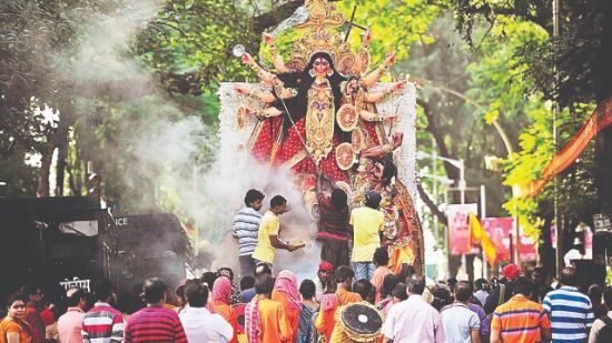 MP: Four hurt as speeding car rams into Durga puja procession