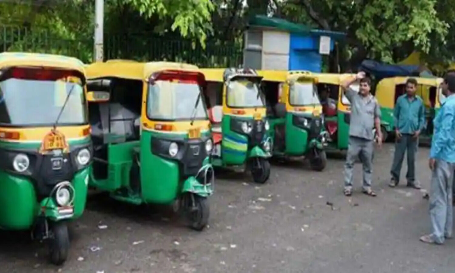 Delhi govt launches online registration for e-auto permits with 33 pc reservation for women