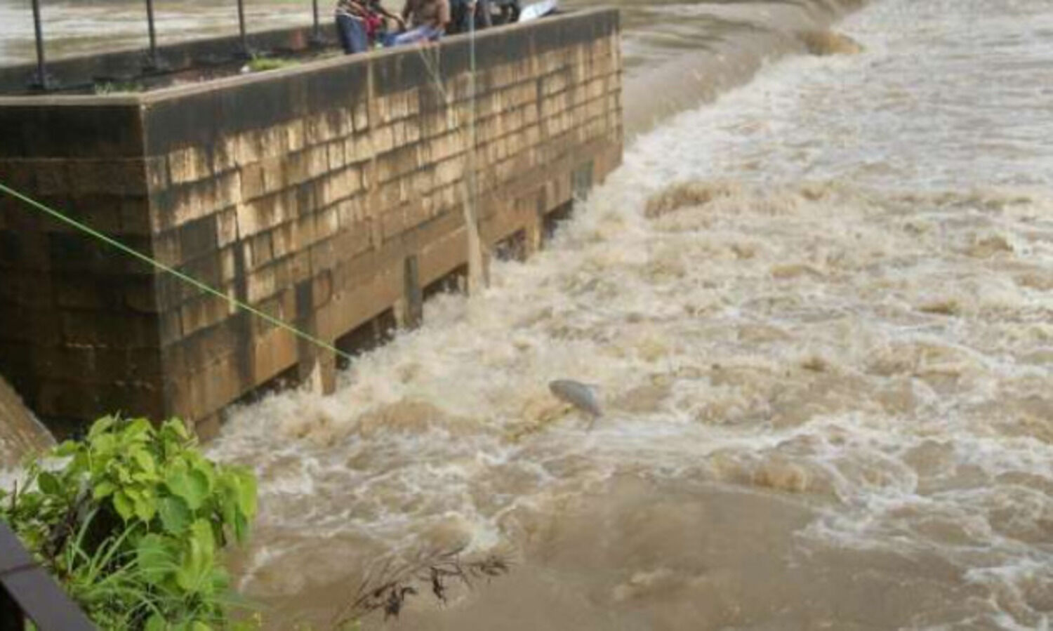 Red alert for 10 dams, Kakki dam opened, Sabarimala pilgrimage on hold: Kerala govt