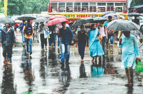 Rains lash city, Digha receives heaviest showers in past 24 hrs Rains lash city, Digha receives heaviest showers in past 24 hrs