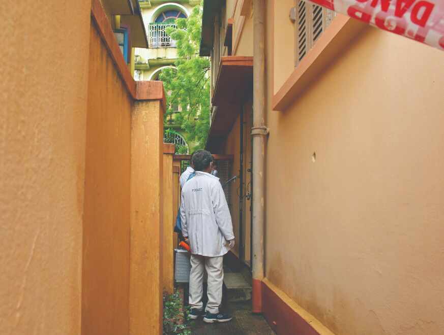Bizman found dead in his house along with driver Bizman found dead in his house along with driver